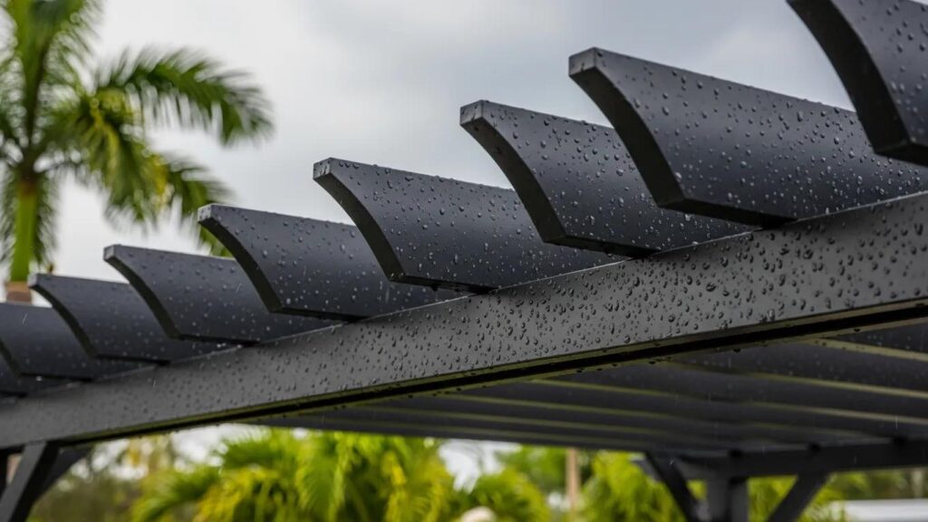 Close-up of an aluminum pergola highlighting its rust-resistant features in a humid Florida setting